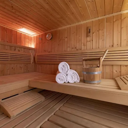 Celestial Heights At Kitzbuehel: Luxury Chalet Apartment